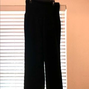 🇺🇸 Nice pair of Maternity Pants size Large
